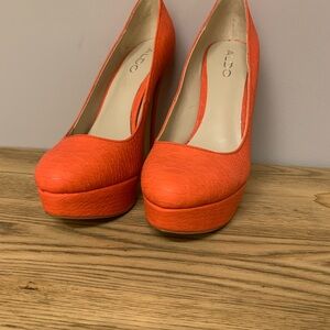 Aldo Vibrant Orange Textured Heels